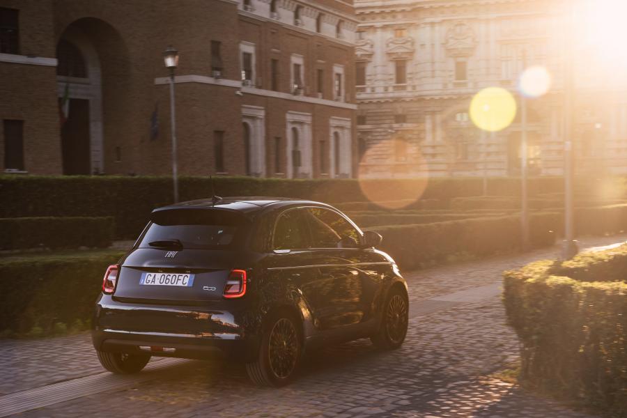 Fiat 500 la Prima (332) 2020 года  (фото 10 из 41)